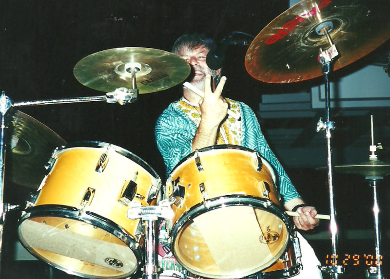 2000 Photos