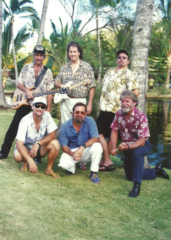 2000 Photos