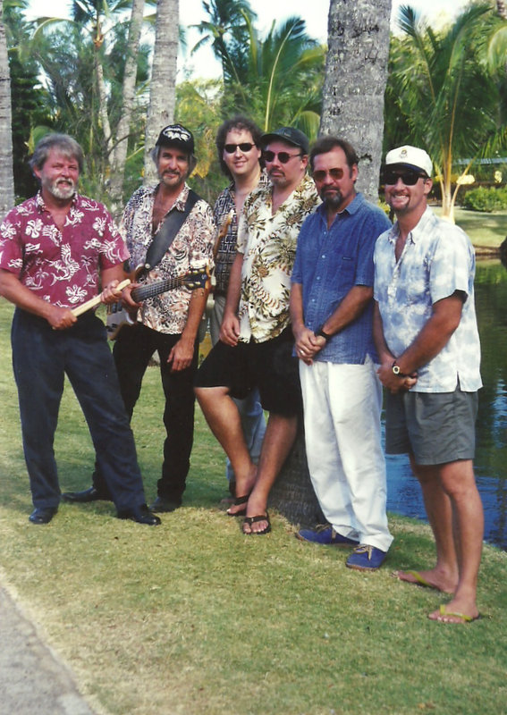 2000 Photos