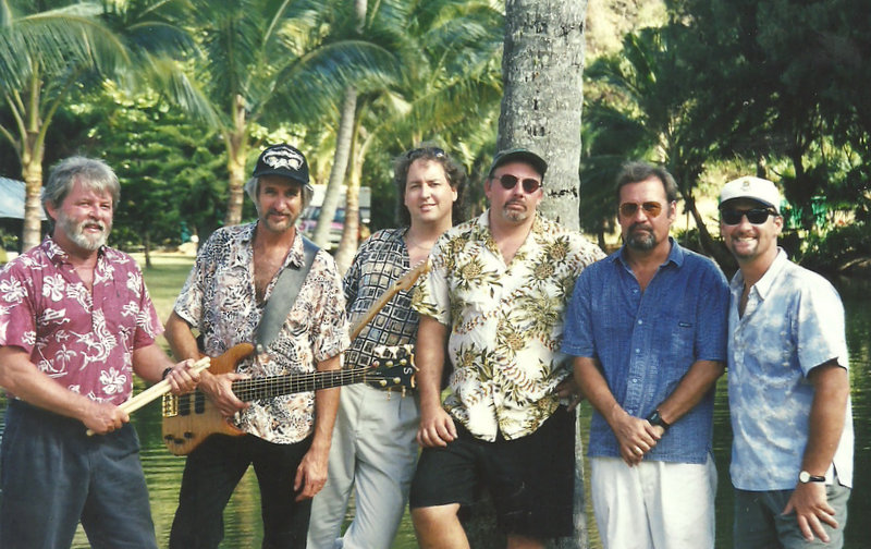 2000 Photos
