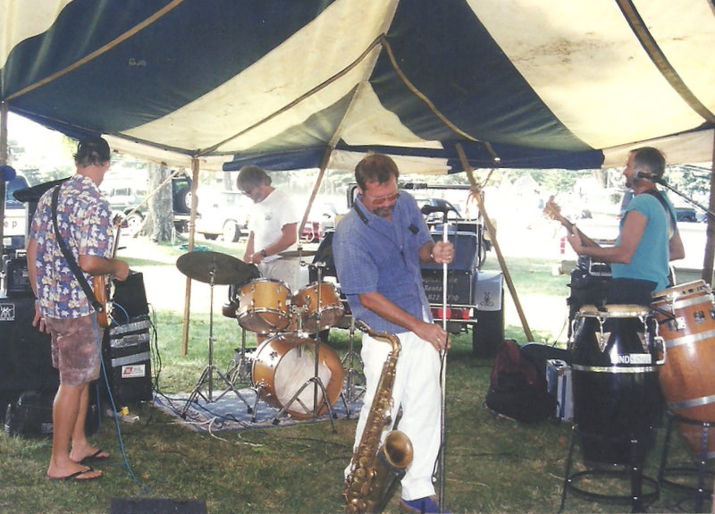 2000 Photos