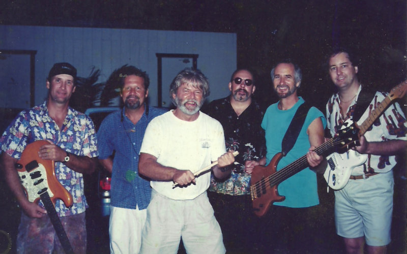 2000 Photos