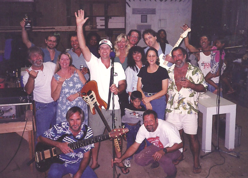 2000 Photos