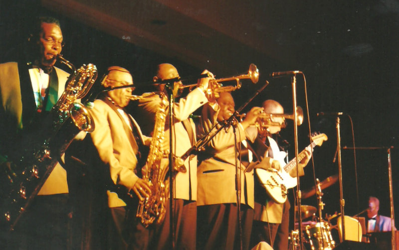 2001 BB King, Taj Mahal