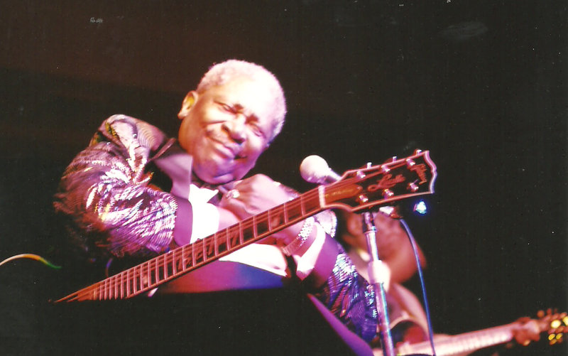 2001 BB King, Taj Mahal
