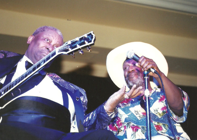 2001 BB King, Taj Mahal